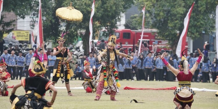 Pemkab Sleman Gelar Upacara HUT ke-81 RI di Lapangan Denggung, Gaungkan Keragaman Nusantara