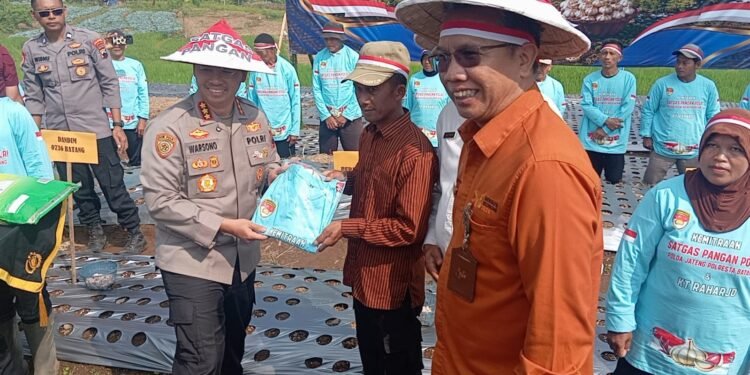 Tak Hanya Jaga Kamtibmas, Polresta Batang Ikut Dorong Swasembada Bawang Putih