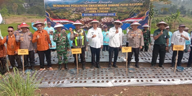 Tak Hanya Jaga Kamtibmas, Polresta Batang Ikut Dorong Swasembada Bawang Putih