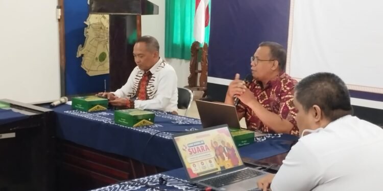 Kesbangpol dan Bawaslu Kota Magelang Gelar Seminar Pendidikan Politik Bagi Pemilih Pemula