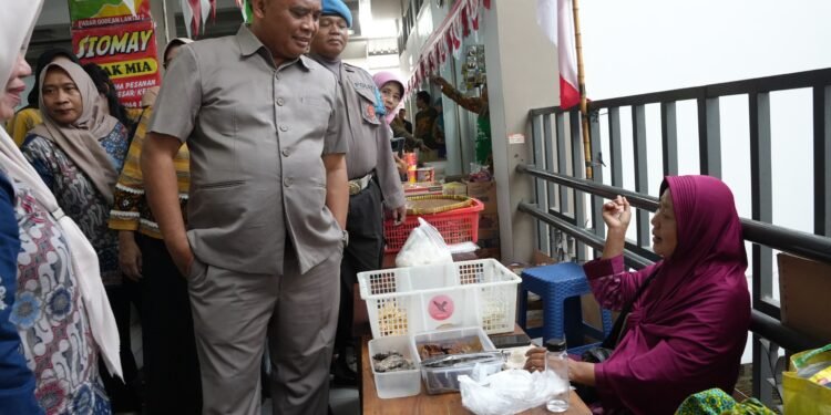 Gerakan Masyarakat Meramaikan Pasar, Bupati Sleman Dorong Pasar Godean Semakin Nyaman dan Menarik