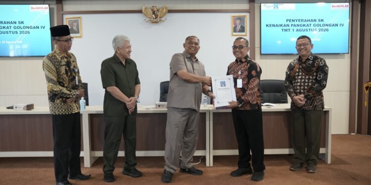 Bupati Sleman Serahkan 45 SK Kenaikan Pangkat Golongan IV TMT 1 Agustus 2026