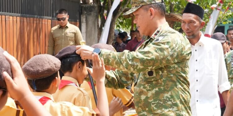 Pangdam IV/Diponegoro Tinjau Jembatan Gantung Merah Putih dan Resmikan Sumur Bor di Pati