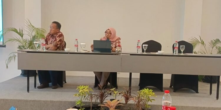 Lindungi Pesisir Batang dari Abrasi, Para Pihak Dorong Pendekatan Berbasis Alam