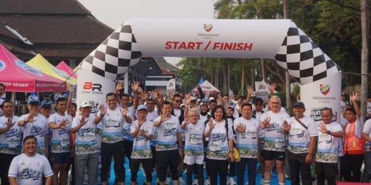 Dandim 0736/Batang Turut Ramaikan Kegiatan Even Bhimasena Run For Whale Shark 2026