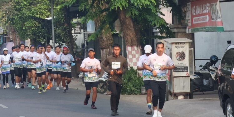 Dandim 0736/Batang Turut Ramaikan Kegiatan Even Bhimasena Run For Whale Shark 2026