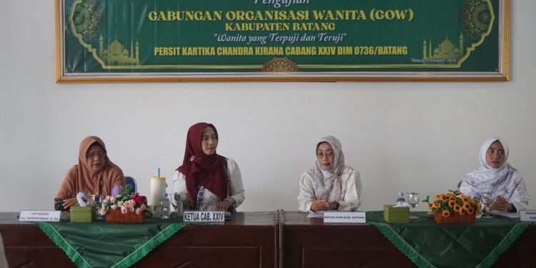 Gabungan Organisasi Wanita (GOW) bersama Persit Kartika Chandra Kirana Cabang XXIV Kodim 0736/Batang Gelar Doa Bersama