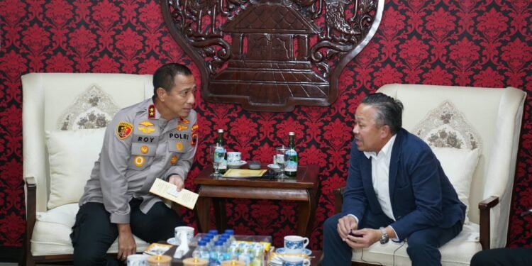 Ungkap Penipuan Siber Lintas Negara, Ditressiber Polda Jateng Terima Apresiasi FBI