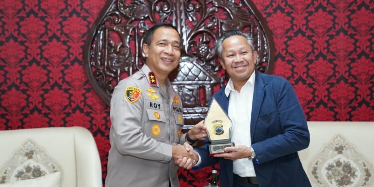 Ungkap Penipuan Siber Lintas Negara, Ditressiber Polda Jateng Terima Apresiasi FBI